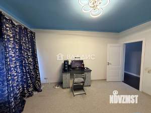 Дом 220м², 2-этажный, участок 15 сот.  