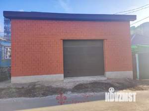 Дом 100м&sup2;, 2-этажный, участок 3 сот.  