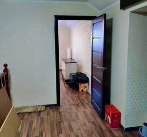 Дом 180м&sup2;, 2-этажный, участок 15 сот.  