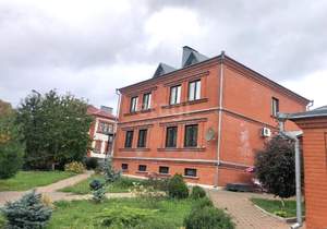 Дом 181м&sup2;, 2-этажный, участок 20 сот.  