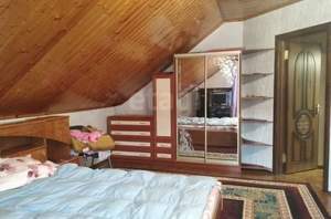 Дом 283м&sup2;, 3-этажный, участок 10 сот.  