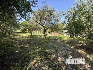 Дом 20м&sup2;, 2-этажный, участок 9 сот.  