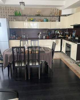 Дом 199м², 2-этажный, участок 20 сот.  