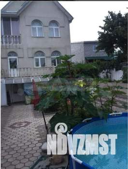 Коттедж 400м&sup2;, 3-этажный, участок 12 сот.  