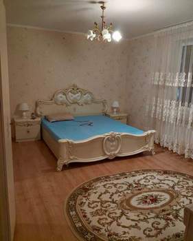 Дом 180м&sup2;, 2-этажный, участок 15 сот.  