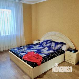 Дом 180м&sup2;, 2-этажный, участок 15 сот.  