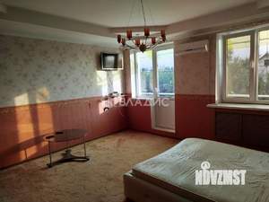 Дом 183м², 2-этажный, участок 15 сот.  