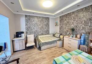 Дом 144м&sup2;, 2-этажный, участок 6 сот.  