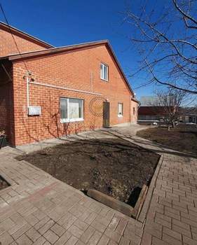 Дом 213м&sup2;, 2-этажный, участок 8 сот.  