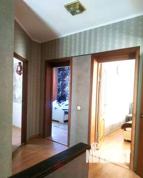 Дом 140м&sup2;, 2-этажный, участок 8 сот.  