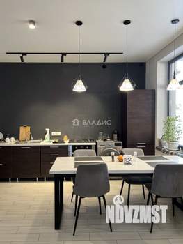 Дом 175м&sup2;, 2-этажный, участок 15 сот.  