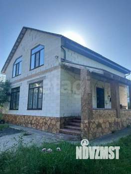 Дом 160м&sup2;, 2-этажный, участок 6 сот.  