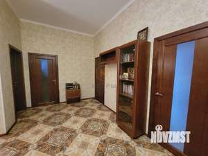 Дом 310м², 2-этажный, участок 15 сот.  