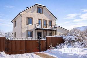 Дом 232м&sup2;, 2-этажный, участок 15 сот.  