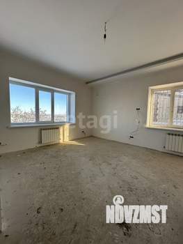Дом 372м², 3-этажный, участок 11 сот.  