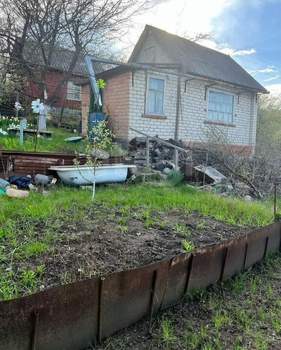 Дом 20м&sup2;, 2-этажный, участок 5 сот.  