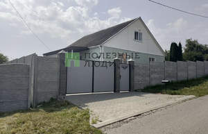 Дом 180м&sup2;, 2-этажный, участок 15 сот.  