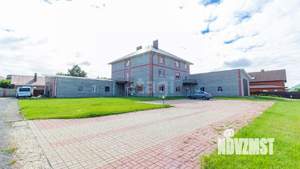 Дом 406м&sup2;, 3-этажный, участок 30 сот.  