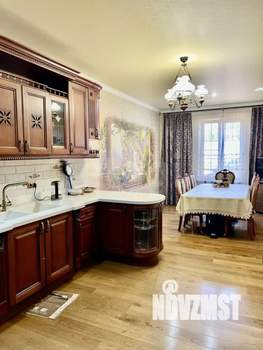 Дом 273м², 2-этажный, участок 12 сот.  