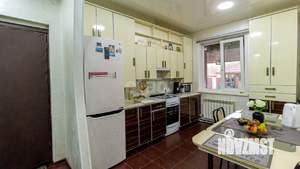 Дом 220м², 2-этажный, участок 15 сот.  