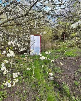 Дом 20м&sup2;, 2-этажный, участок 5 сот.  