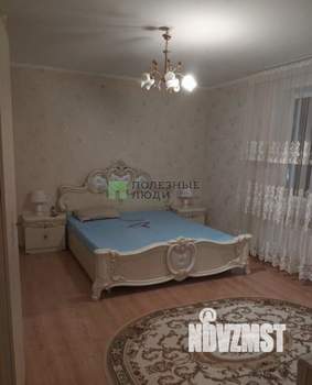 Дом 180м&sup2;, 2-этажный, участок 15 сот.  