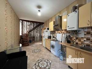 Дом 176м², 2-этажный, участок 10 сот.  