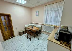 Дом 393м², 3-этажный, участок 14 сот.  