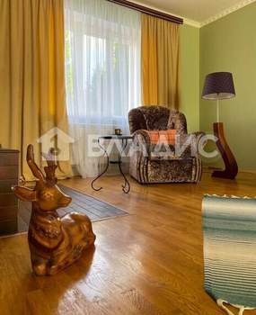 Дом 212м&sup2;, 2-этажный, участок 10 сот.  