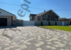 Дом 232м&sup2;, 2-этажный, участок 15 сот.  