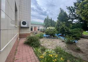 Дом 480м², 4-этажный, участок 15 сот.  