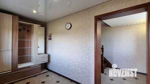 Дом 220м², 2-этажный, участок 15 сот.  