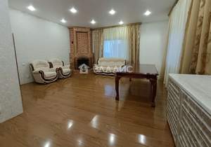 Дом 467м&sup2;, 2-этажный, участок 15 сот.  