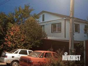 Дом 200м&sup2;, 2-этажный, участок 16 сот.  