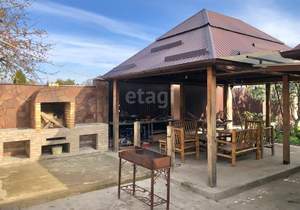 Дом 208м&sup2;, 2-этажный, участок 6 сот.  