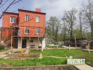 Дом 280м², 2-этажный, участок 15 сот.  