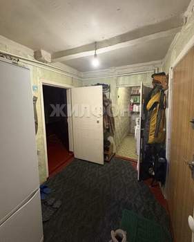 Дом 42м&sup2;, 2-этажный, участок 14 сот.  