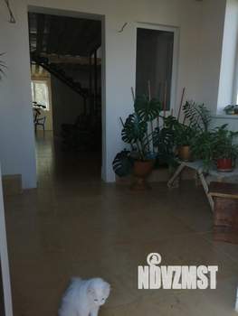 Коттедж 221м², 2-этажный, участок 15 сот.  