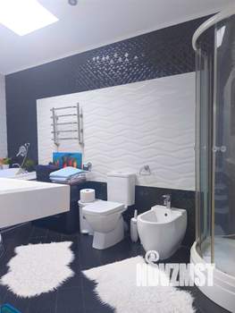 Дом 180м², 2-этажный, участок 35 сот.  
