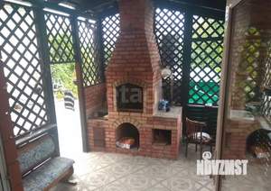 Дом 283м&sup2;, 3-этажный, участок 10 сот.  