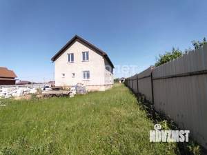 Дом 180м², 2-этажный, участок 15 сот.  