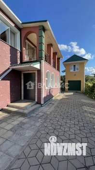 Дом 212м&sup2;, 2-этажный, участок 10 сот.  