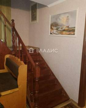 Дом 230м², 2-этажный, участок 15 сот.  