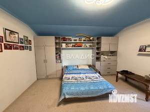 Дом 220м², 2-этажный, участок 15 сот.  