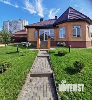 Дом 310м², 2-этажный, участок 15 сот.  