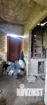 Дом 25м&sup2;, 2-этажный, участок 6 сот.  