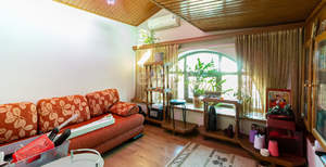 Дом 358м&sup2;, 2-этажный, участок 13 сот.  