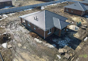 Дом 106м&sup2;, 1-этажный, участок 10 сот.  