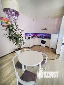 Дом 140м&sup2;, 2-этажный, участок 8 сот.  