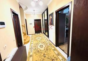 Дом 175м&sup2;, 2-этажный, участок 12 сот.  